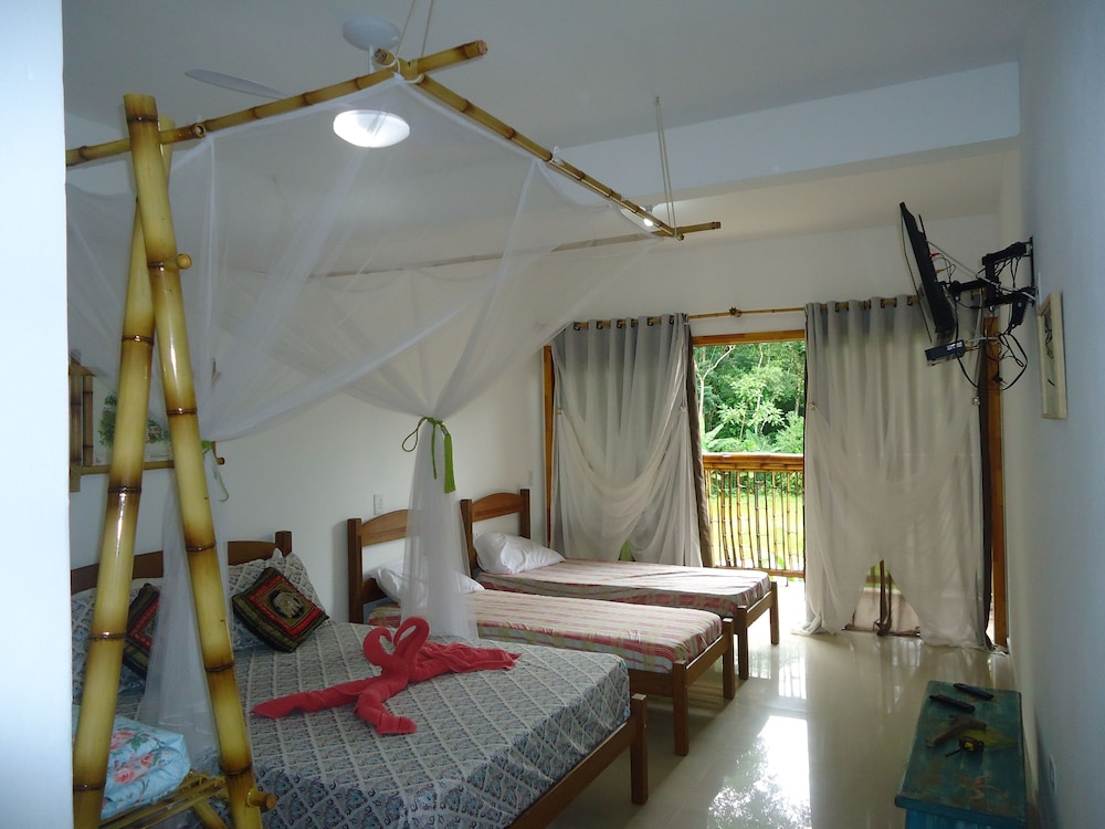 Bali Suites Itamambuca