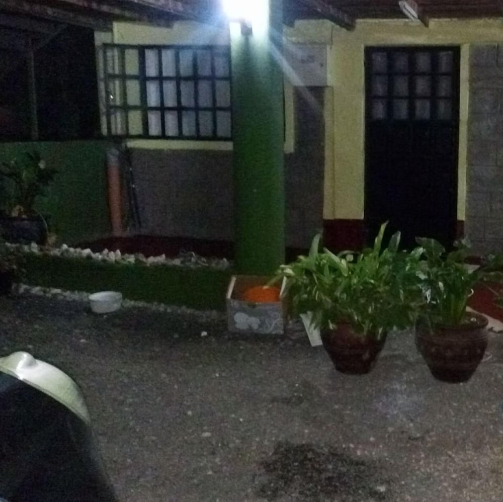 Simani Guest House
