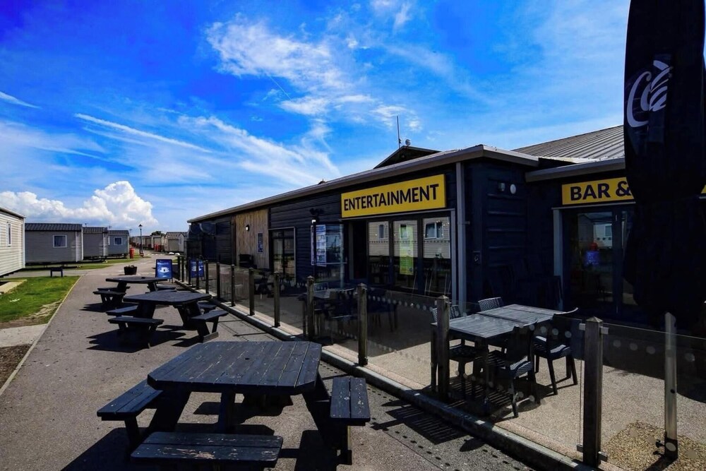 Big2vacation2 Exclusive at new Beach Caravan Park