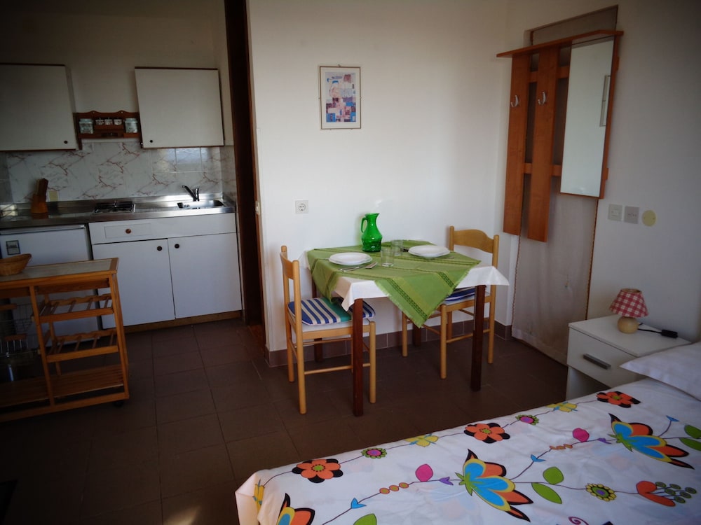 Photo 24