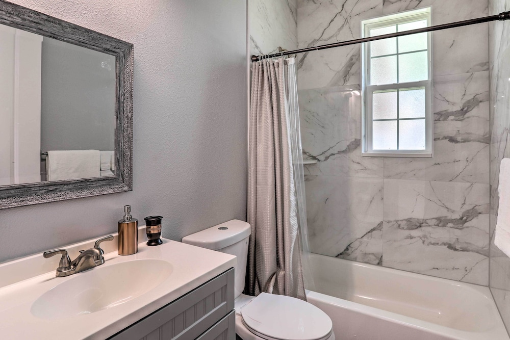 St Pete Escape w/ Patio & Yard: 6 Mi to Beach view 5