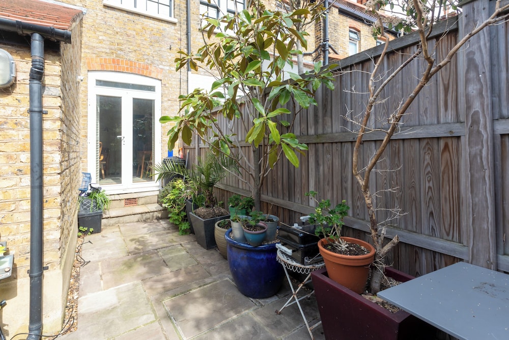 Beautiful & Cosy 2BD House - Southwark