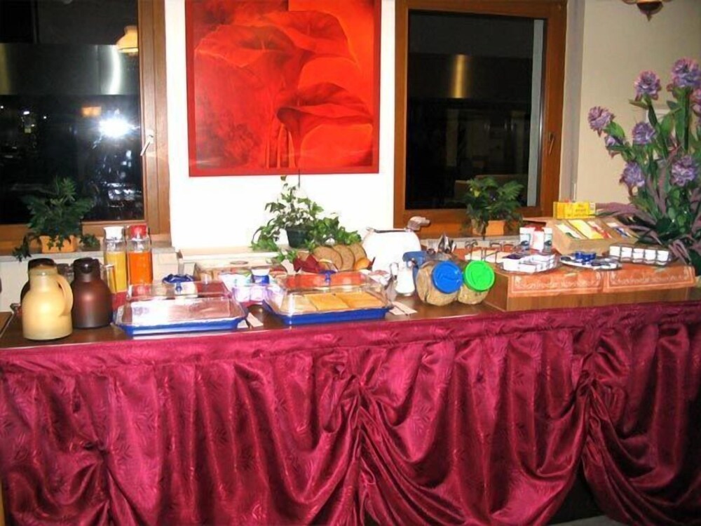 Neu-Isenburg Vacations - Hotel Central - Property Image 9