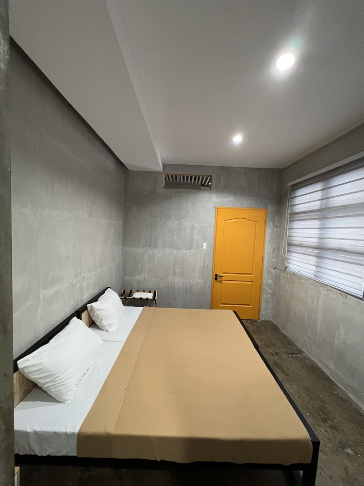 Cebu Vacations - HappyNest Hostel Cebu - Property Image 17