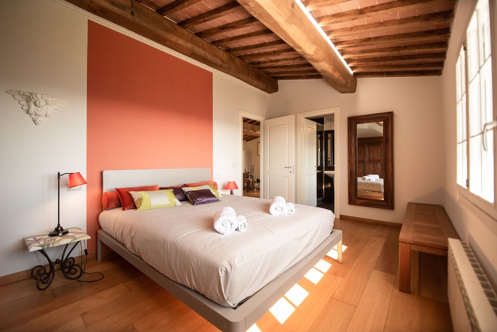 Villa Luna Luxury with swimming pool view 4