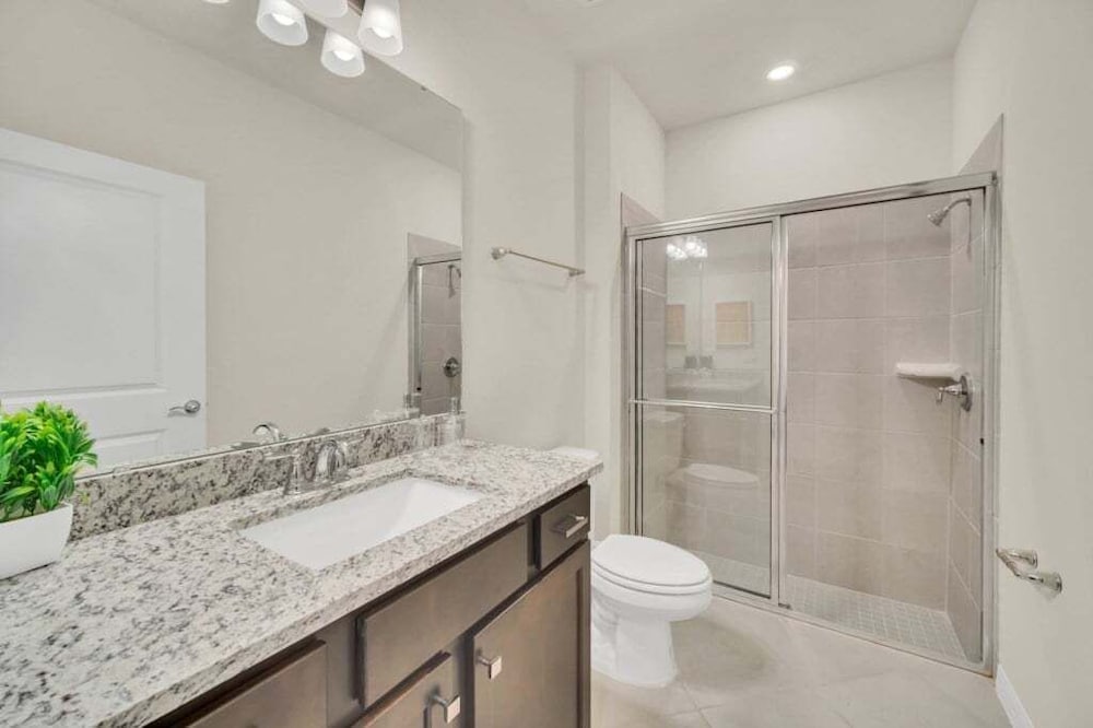 5 Bedroom Townhome With Private Splash Pool! 5 Townhouse