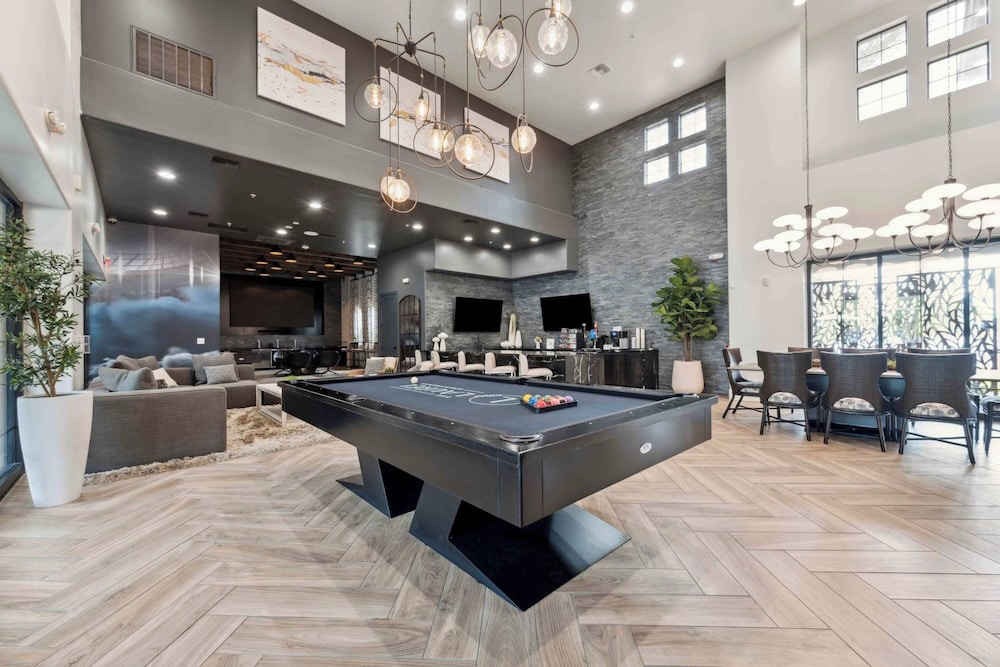 The Laurel Apartments in Chandler
