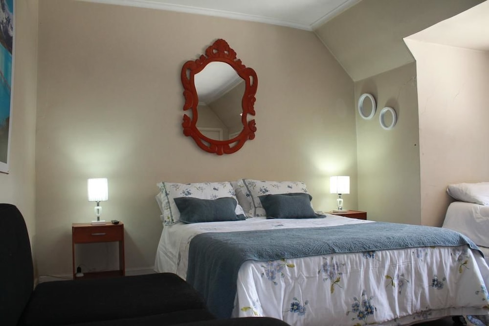 Hostal Chile Chico - Hostel