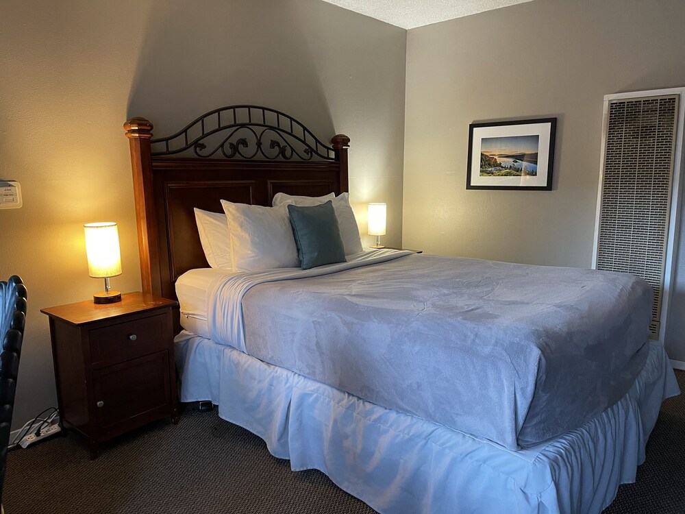 Lake Tahoe Vacations - Alder Inn - Property Image 35