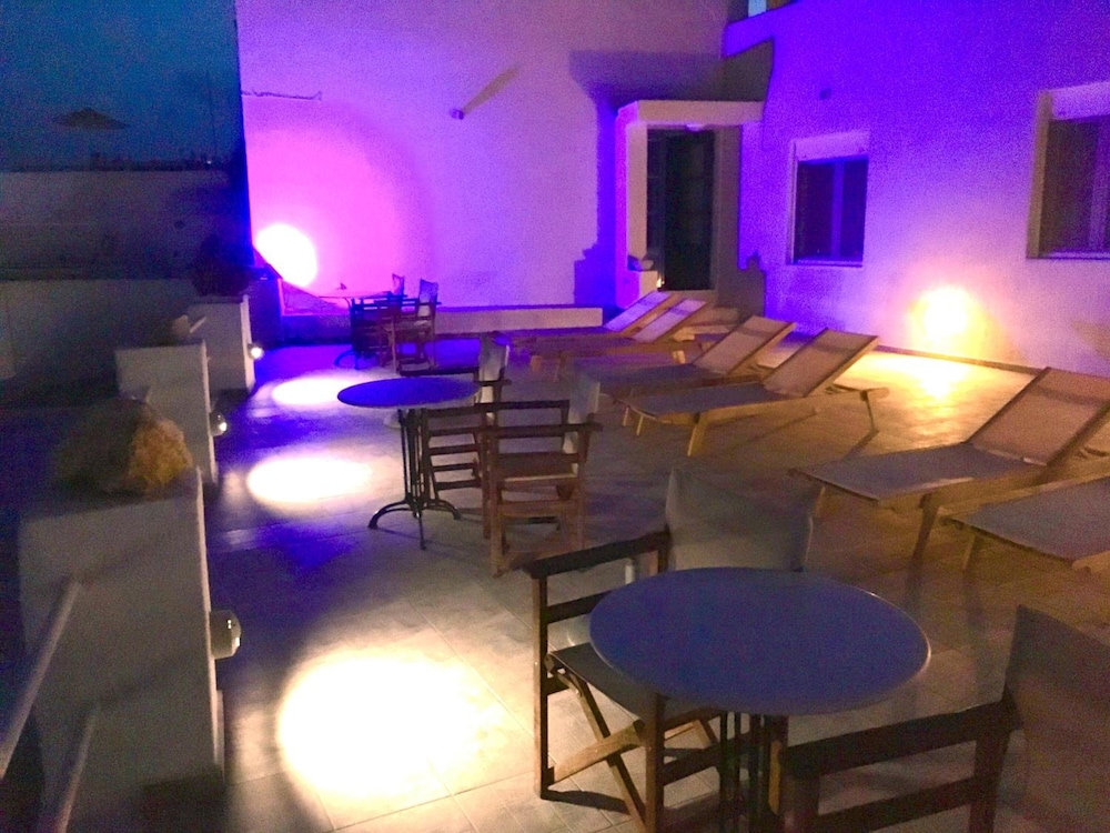 Artemisia Apartment