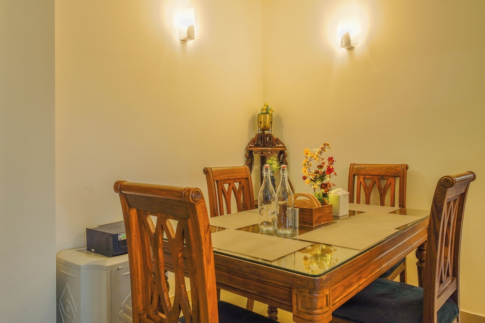Alaya Stays Veera Marina 3 BHK Apartment