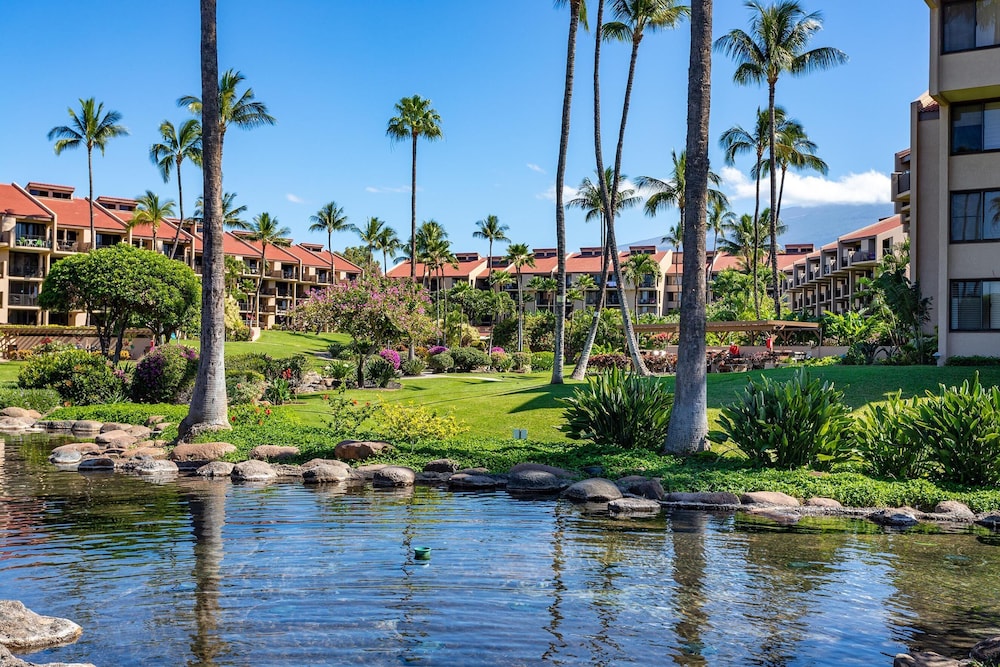 Kamaole Sands 2-406 - Luxurious Renovation - Penthouse Ocean Views - Split AC