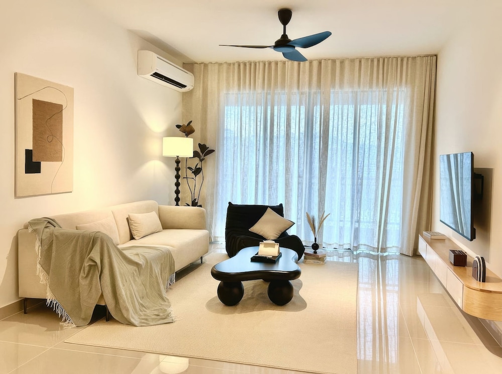 Aradia Residence Lake City KL North