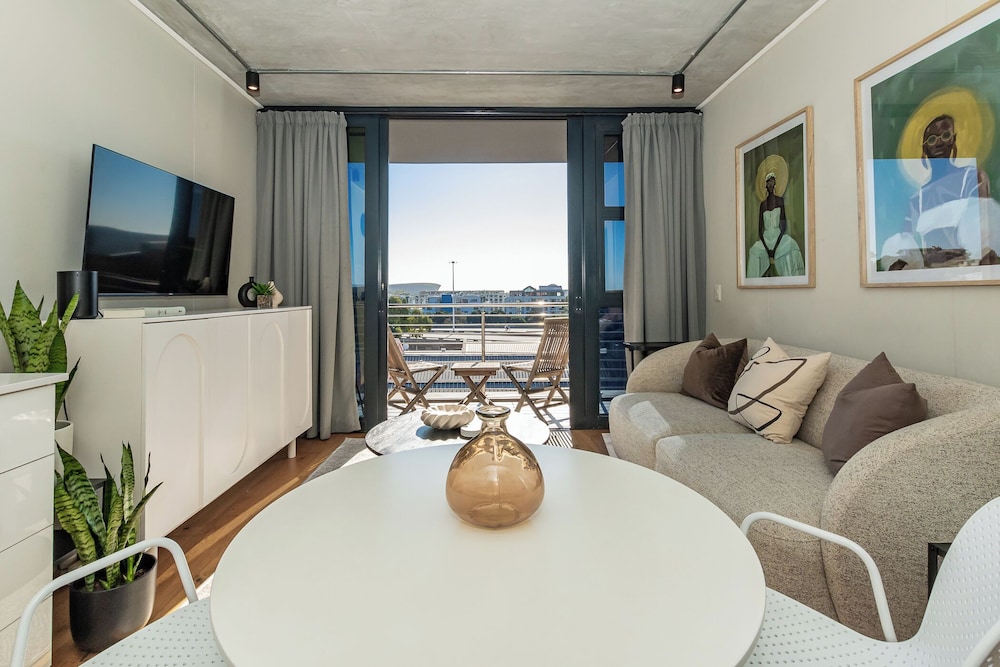 Docklands Deluxe Apartments by ITC Hospitality