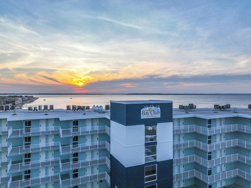 Bay Club Resort by Coolvacay
