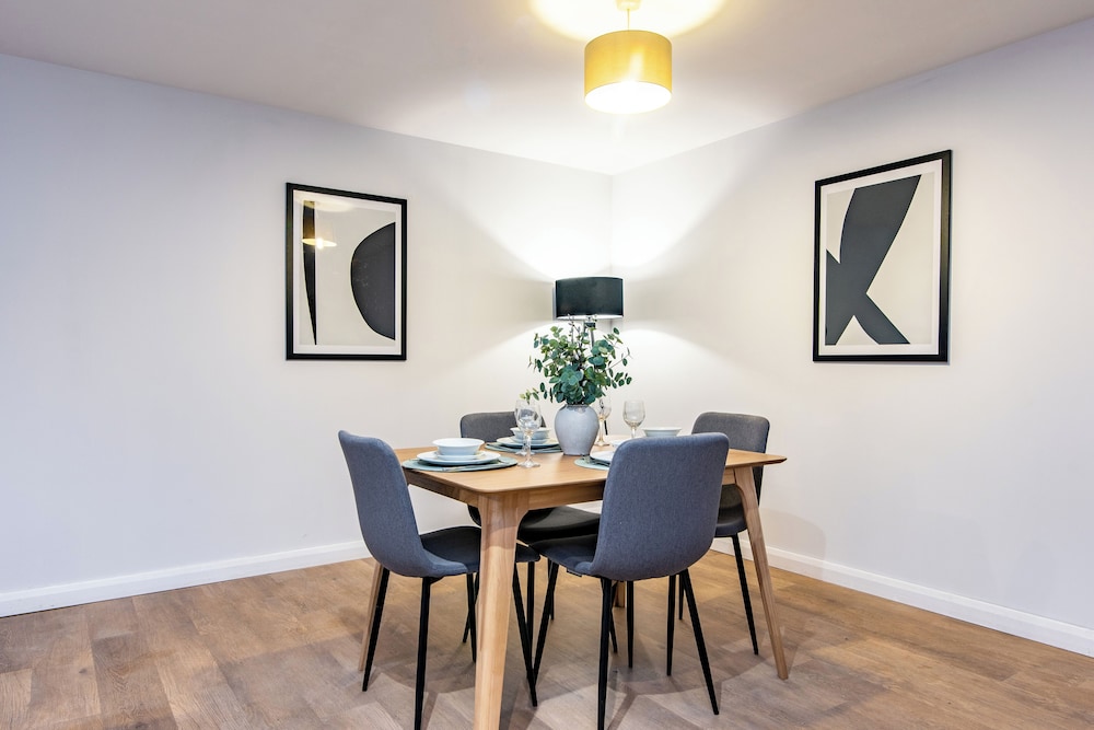 Apartment on Fulford