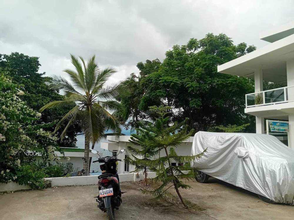 Tulang Diot View and Turtle Haven