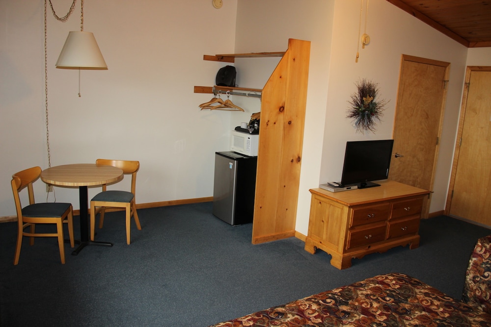 Superior Ridge Resort Motel