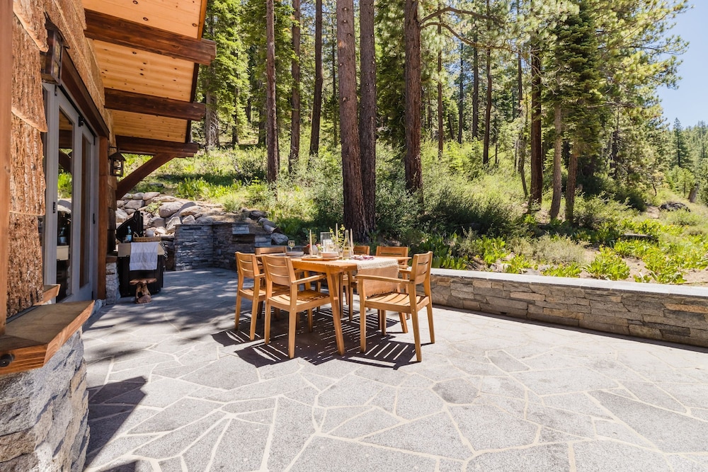 Hunter by Avantstay Riverfront Cabin w Prvt Cottage 5mins From Palisades