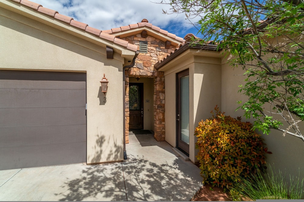Paradise Village 3 - Grand View Estates