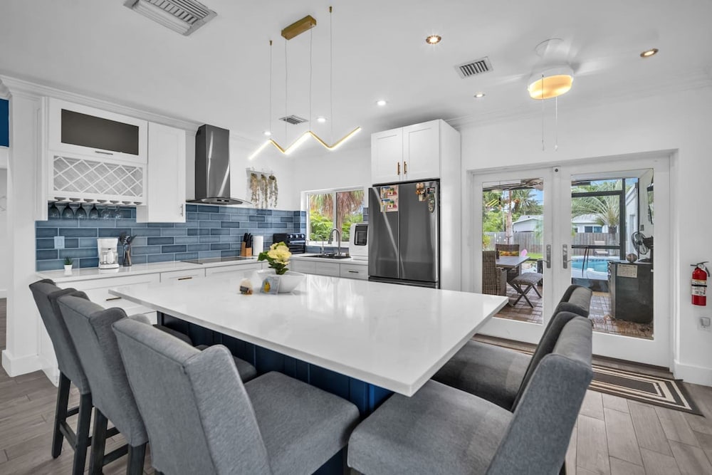 Entire House - Paradise in Dania Beach