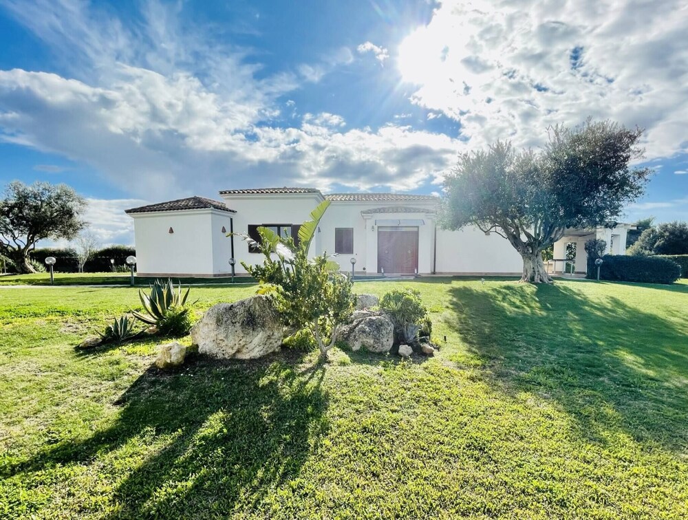 Countryside Villa With Private Pool and sea View view 3