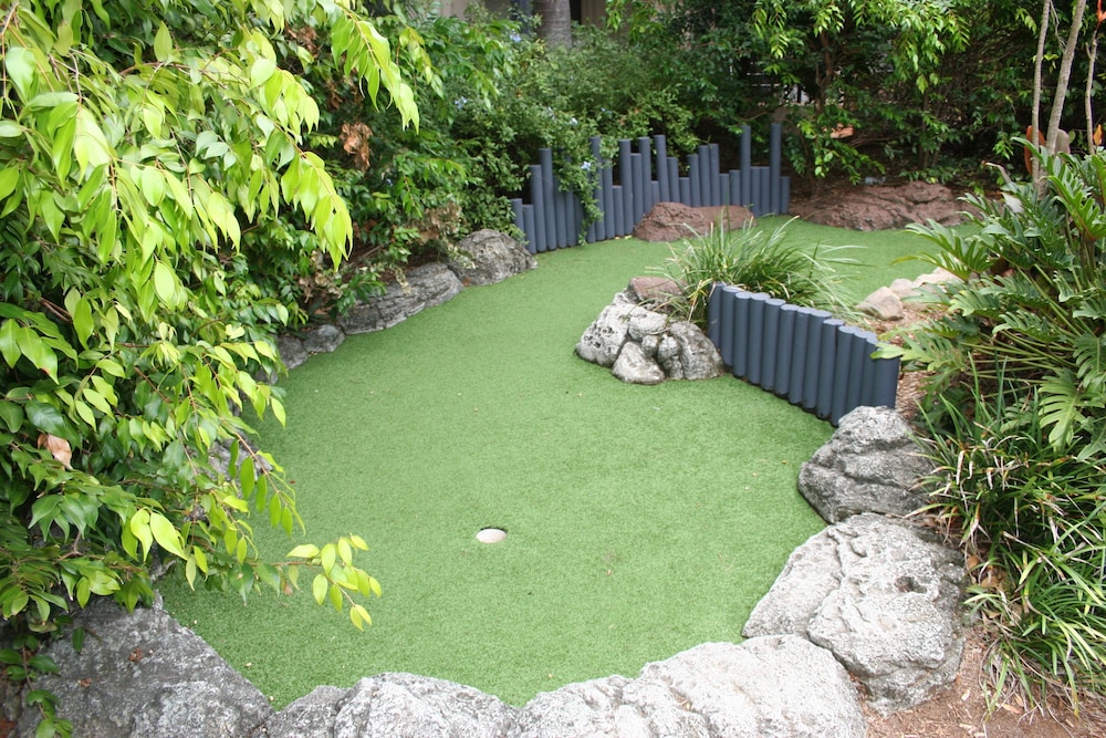 Mermaid Beach Vacations - Gold Coast Family Apartment - Property Image 1