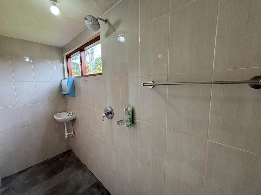 Wisuda Guest House view 5