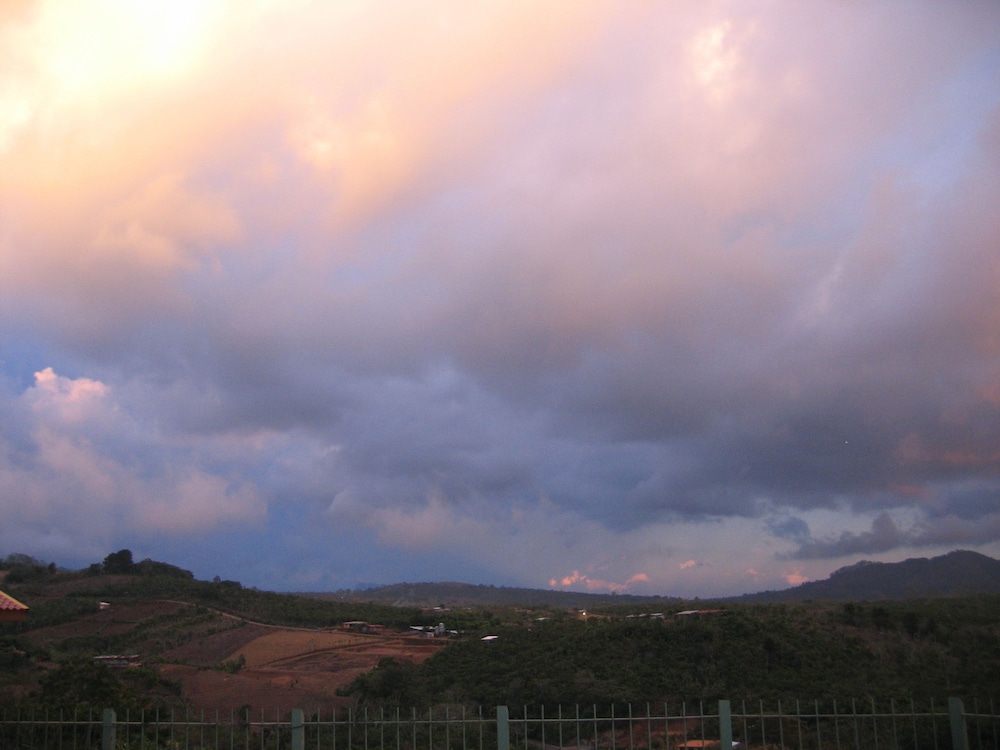 Casa Amanecer Bed & Breakfast