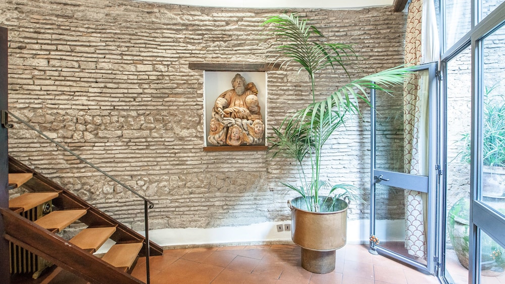 Rental in Rome Pantheon