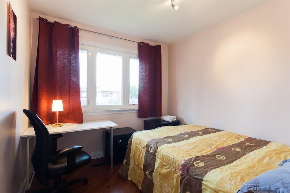 Beautiful Detached 6 Bedroom House - Image 2