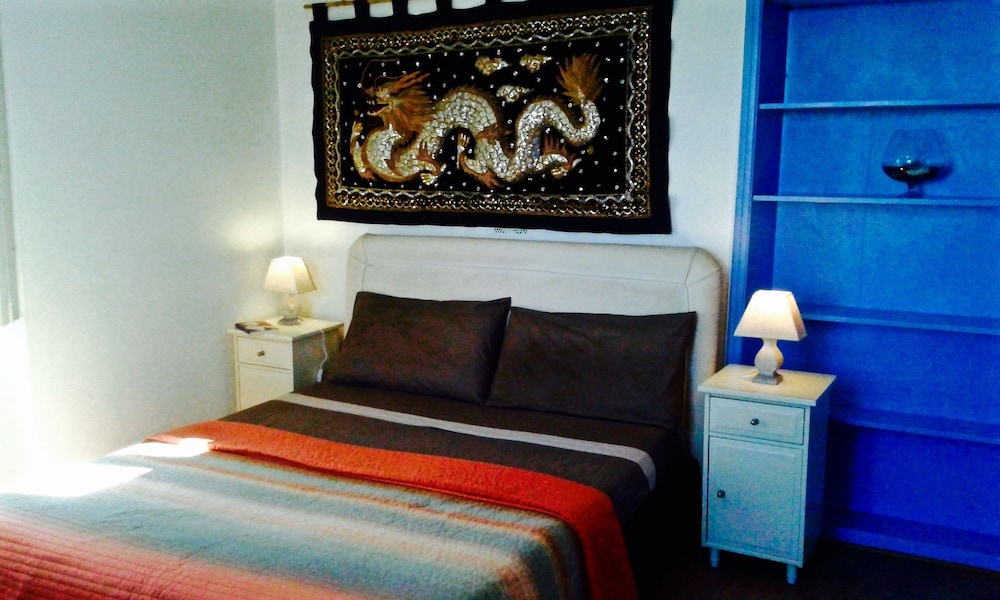 Swanlake Rooms