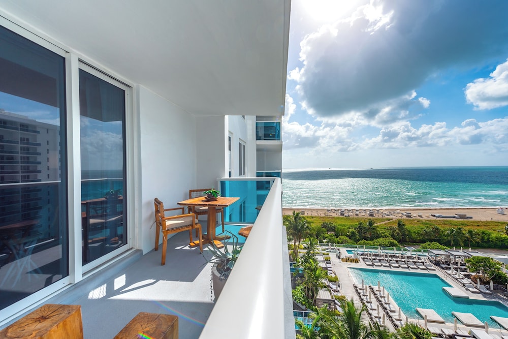 Luxury Vacation Rentals at 1 Hotel & Homes by LRMB