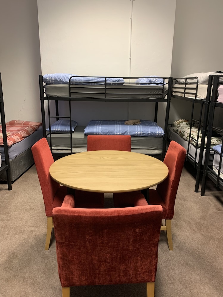 Eden Quay Guesthouse Private Rooms