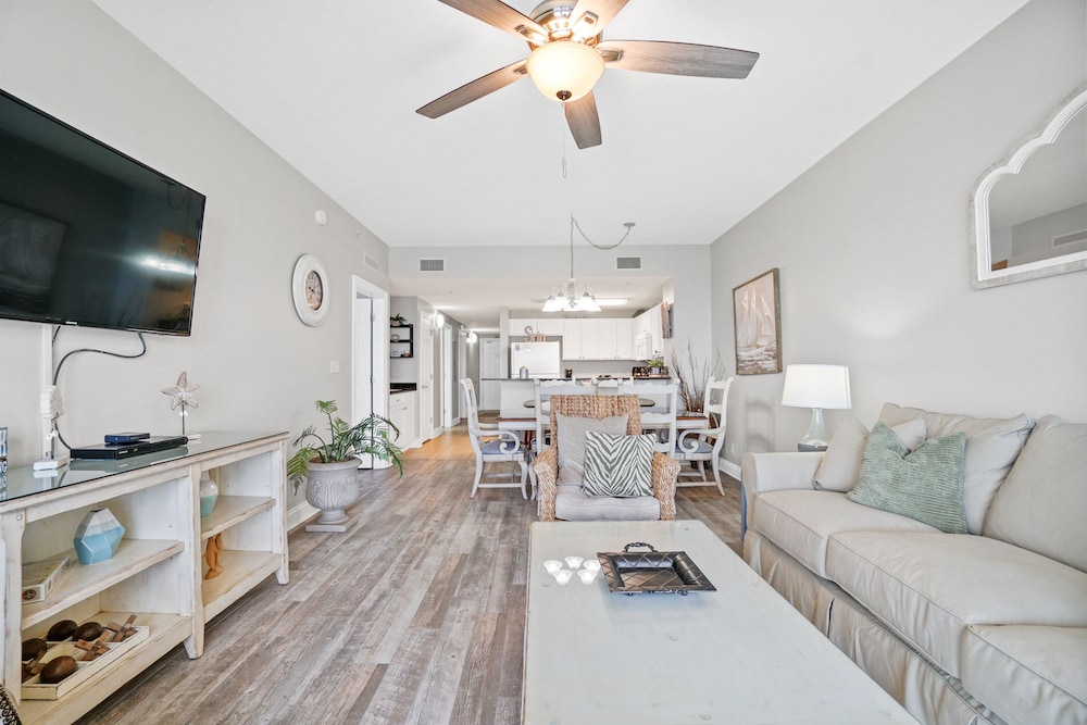 Calypso Beach Resort by Panhandle Getaways