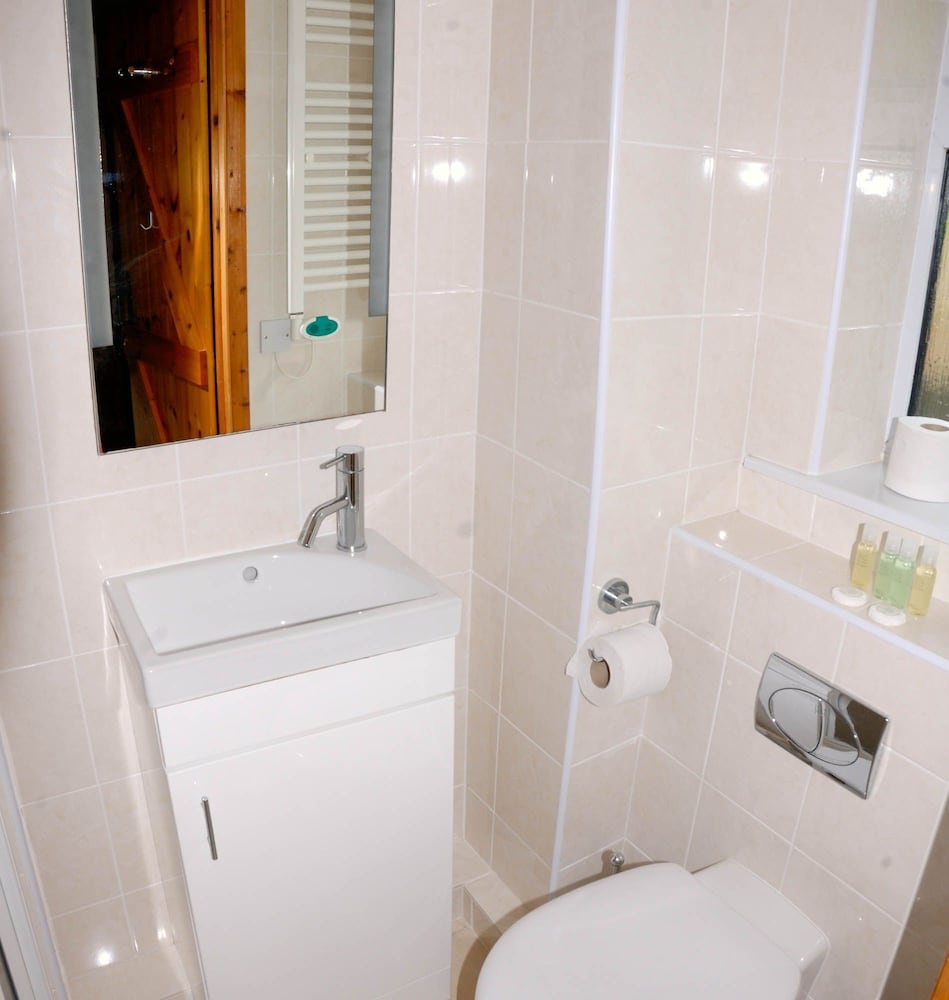 Greyfield Farm Cottages view 5