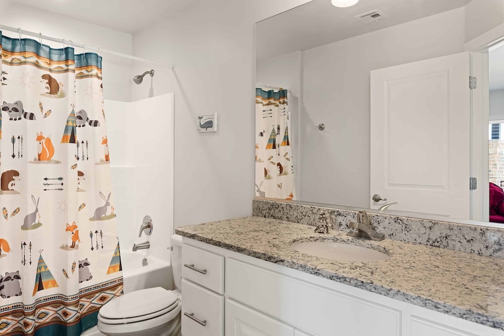 Pet Friendly Paradise by RedAwning view 3
