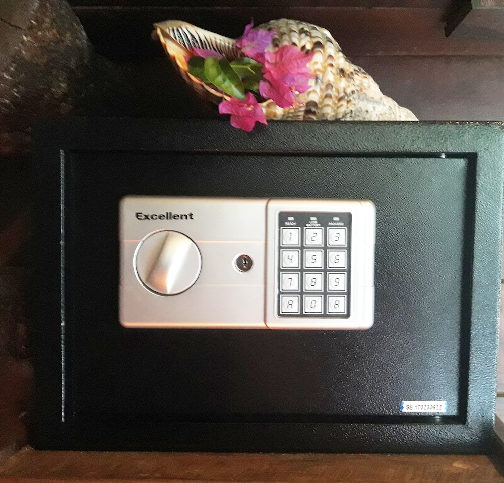 Ravoraha Ecolodge
