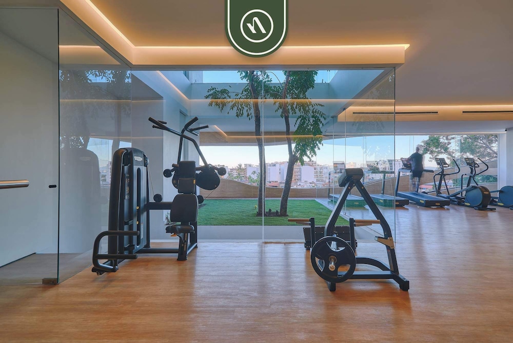 Luxury 1BR Condo With Private Terrace - Ocean View