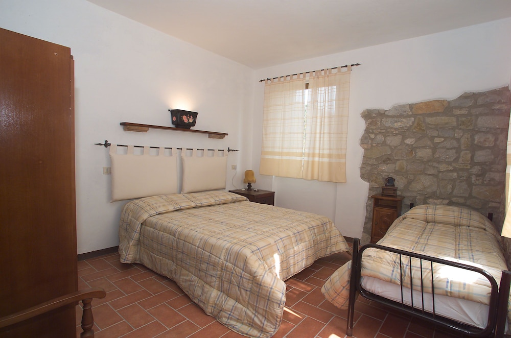 Casale Luigina view 3
