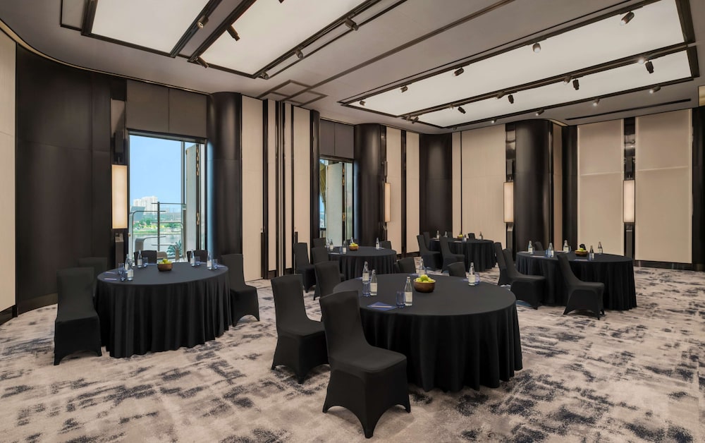Hilton Saigon 64