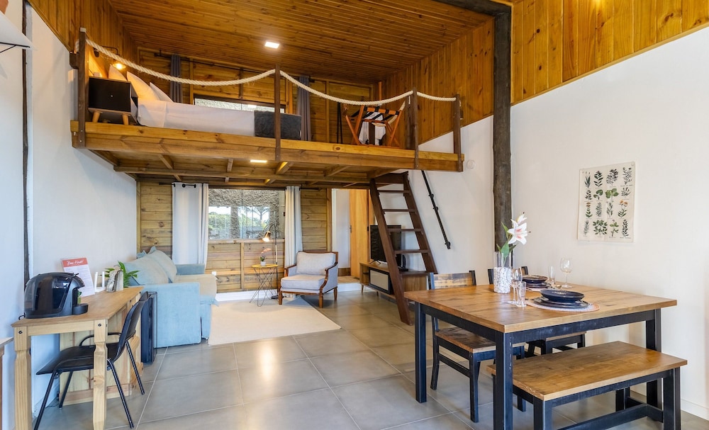 Your Getaway in Florianopolis, Just Minutes From the Beach NDE