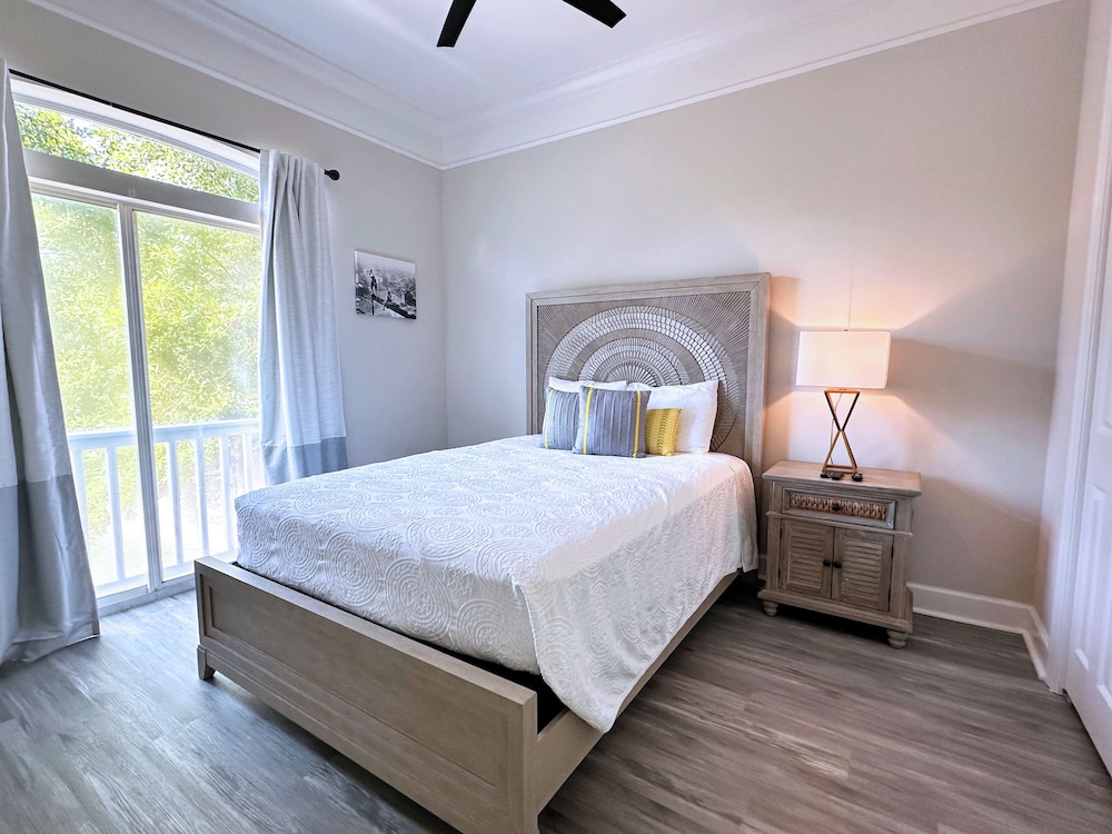 Peninsula Golf Club - The Links #B203 by Southern Vacation Rentals