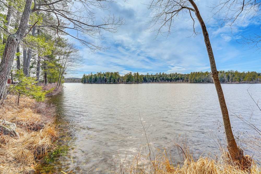 Private Dock & Deck: Tranquil Dam Pond Cottage!