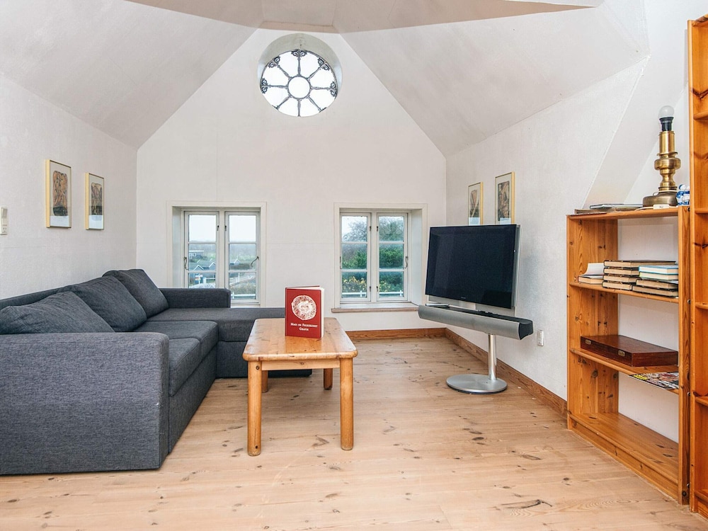 4 Star Holiday Home in Hojer