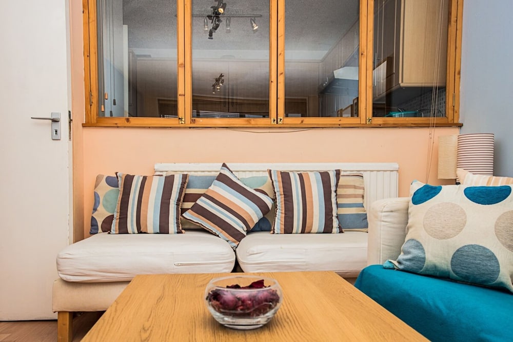 Incredible Views - 1 Bedroom in Chancery Lane