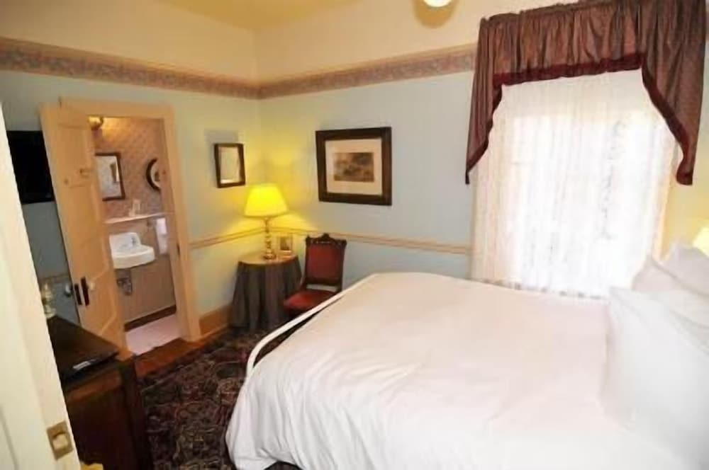 Atlantic Hotel