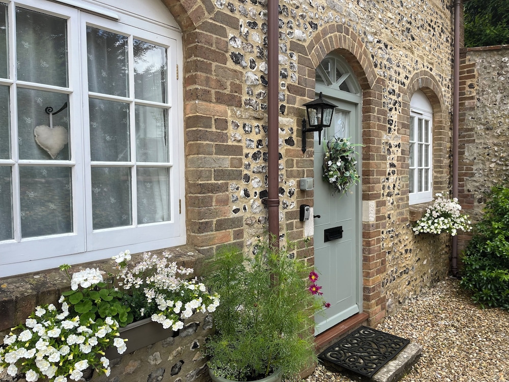 The Coach House at Lackington Farm