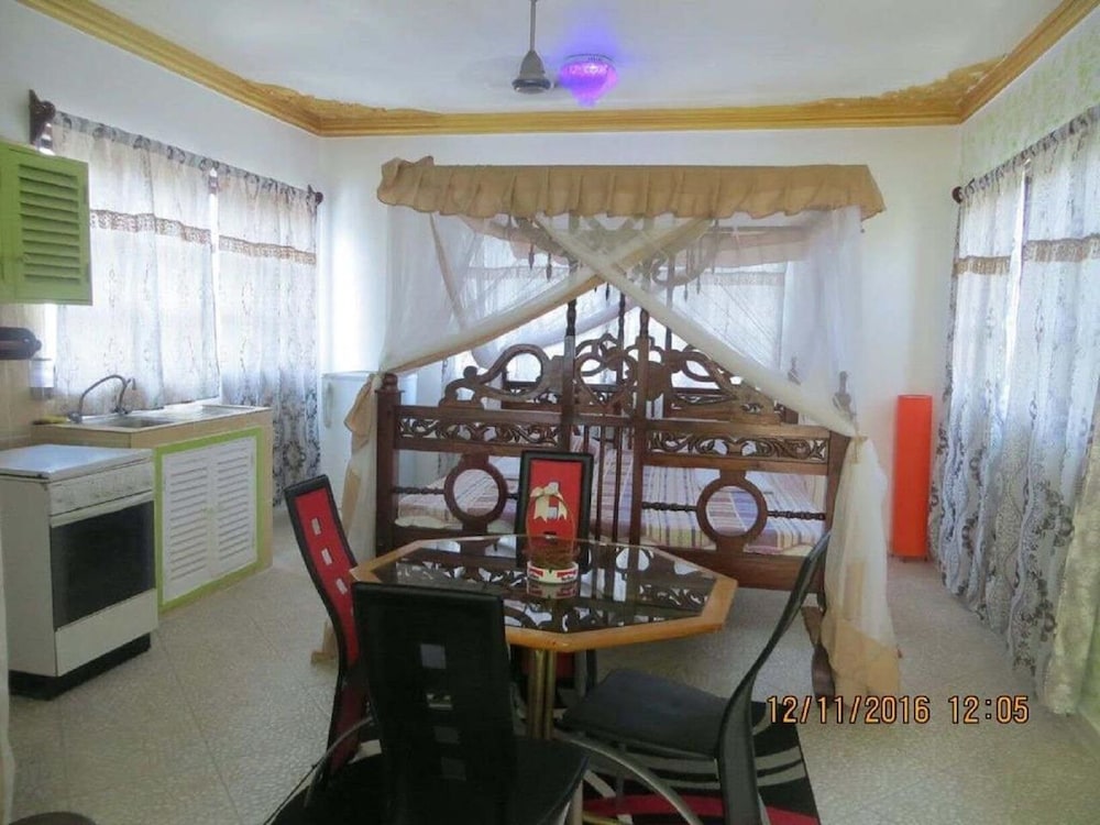 Villa Tuffah 3 Minutes Walk to the Beach - Malindi