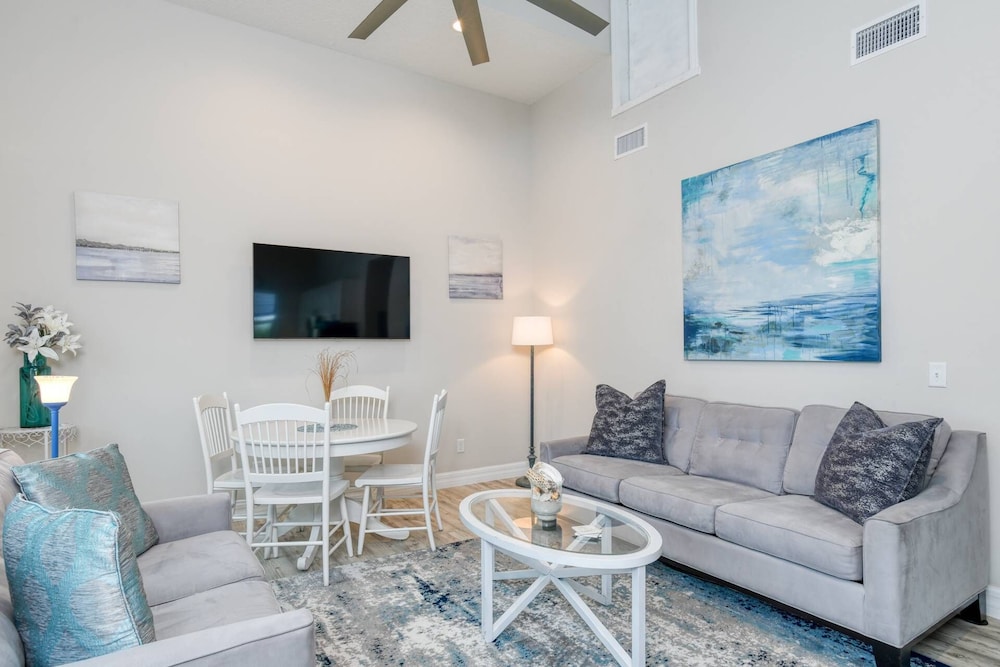 Oceans 13 Condo D